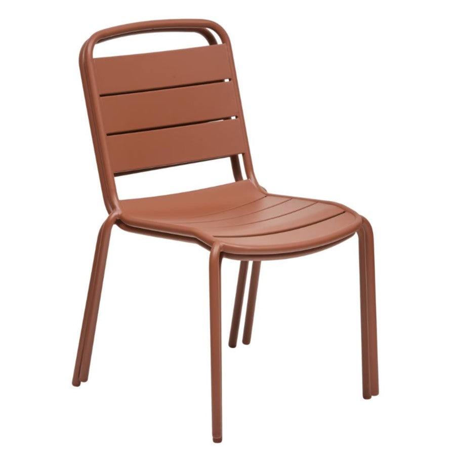 Chaise extérieure empilable acajou