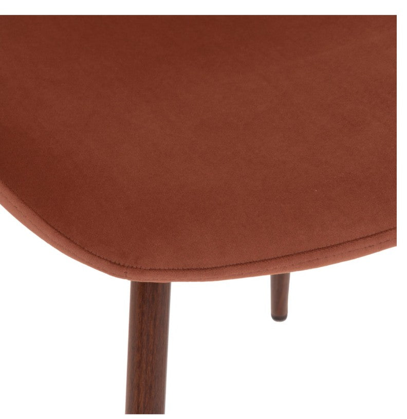 Chaise en tissu terracotta