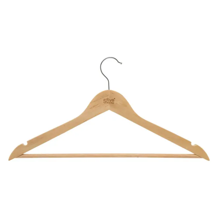 Lot de 4 cintres en bois