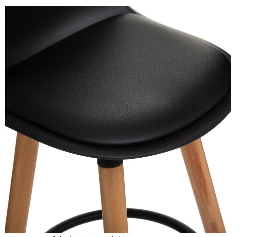 Chaise de bar en plastique noire