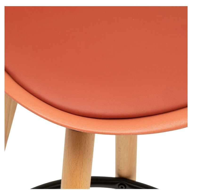 Chaise de bar en plastique terracotta