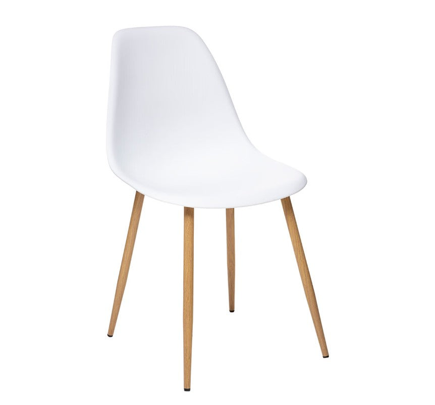 Chaise en plastique blanche