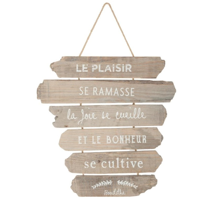 Décoration murale avec citation en bois
